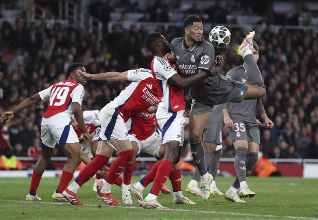 马竞欧冠征途：逆境中绽放的铁血传奇