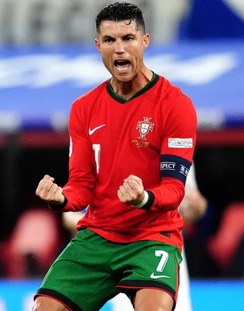 C罗沙特联征程再进一球，千球目标近在咫尺