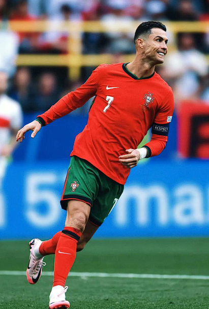 C罗沙特联征程再进一球，千球目标近在咫尺