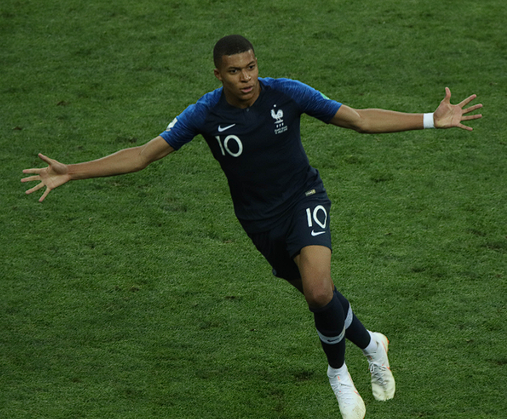 姆巴佩伤缺三周，皇马盼其欧冠次回合对阵曼城复出