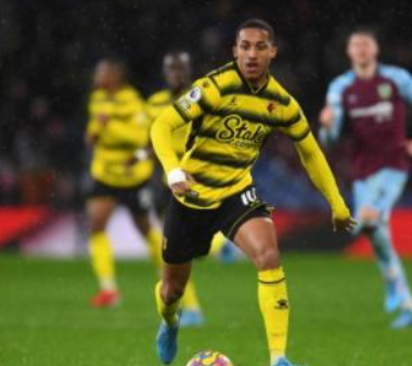 若昂&middot;佩德罗戴帽助切尔西大胜，赛后畅谈梦想与团队力量