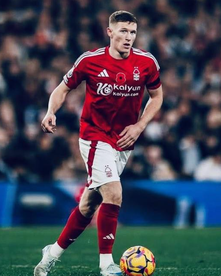 名宿热议曼联引援：舍伍德与罗布森均看好沃顿、安德森加盟