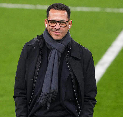 切尔西坚定支持罗塞尼尔，着眼长远发展